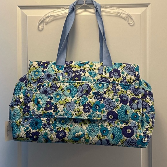NWT Vera Bradley Triple Compartment Travel Bag / Weekender in Blueberry Blooms - Picture 2 of 5